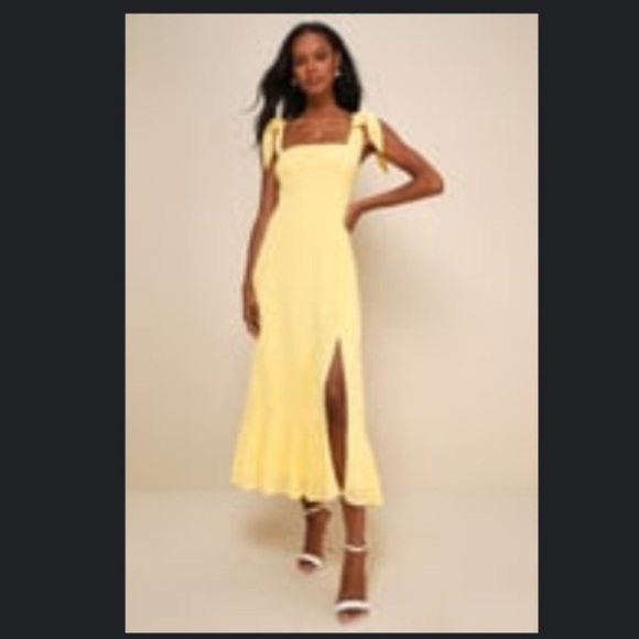 Tie-Shoulder Yellow Maxi Dress - Picture 2 of 4